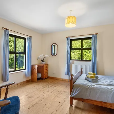 No 1 Heather Hill, * ليترفراك